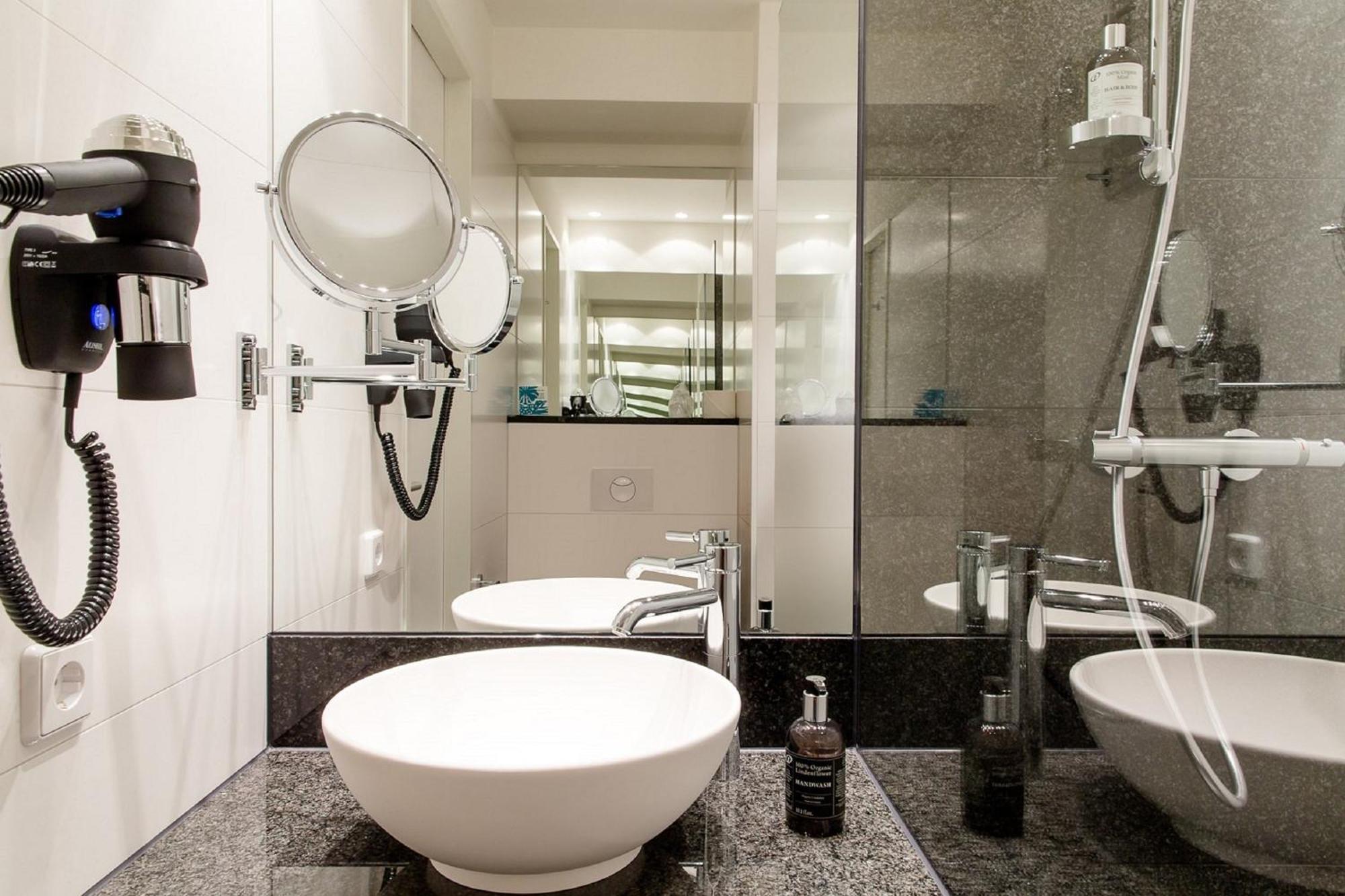 Motel One กลาสโกว์ ภายนอก รูปภาพ